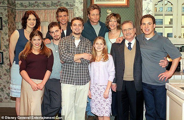 Neustart: Fans zeigten Interesse an einem Neustart der Serie.  Ben Savage, der als Cory Matthews auftrat, versucht sich in der Politik.  Er kandidiert für den Stadtrat in West Hollywood, CA / Bild Los Angeles, Mai 2000